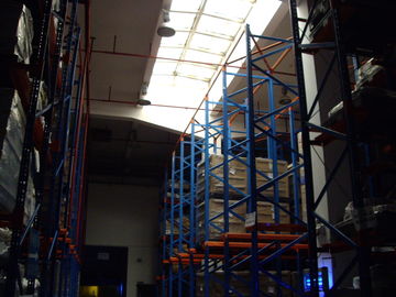ein Zugangsgang Antrieb in den industriellen Palettenregalen für Lagerspeicher, 1500KG