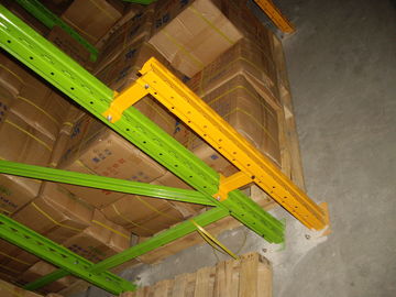 Antrieb mit hoher Dichte im Palettenracking mit dem Spraypulverbeschichten beendet